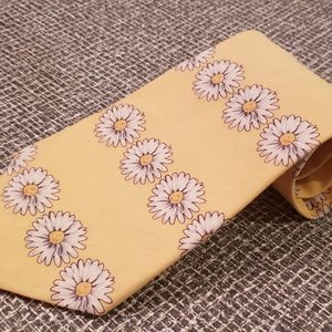 Paul's Accessories - yellow Crazy Daisies neck tie floral cotton 1980's Paul's Accessories - yellow Crazy Daisies neck tie floral cotton 1980's